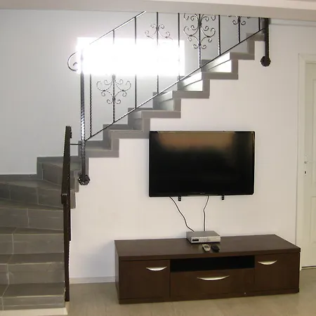 Malva * إيفوري نورد